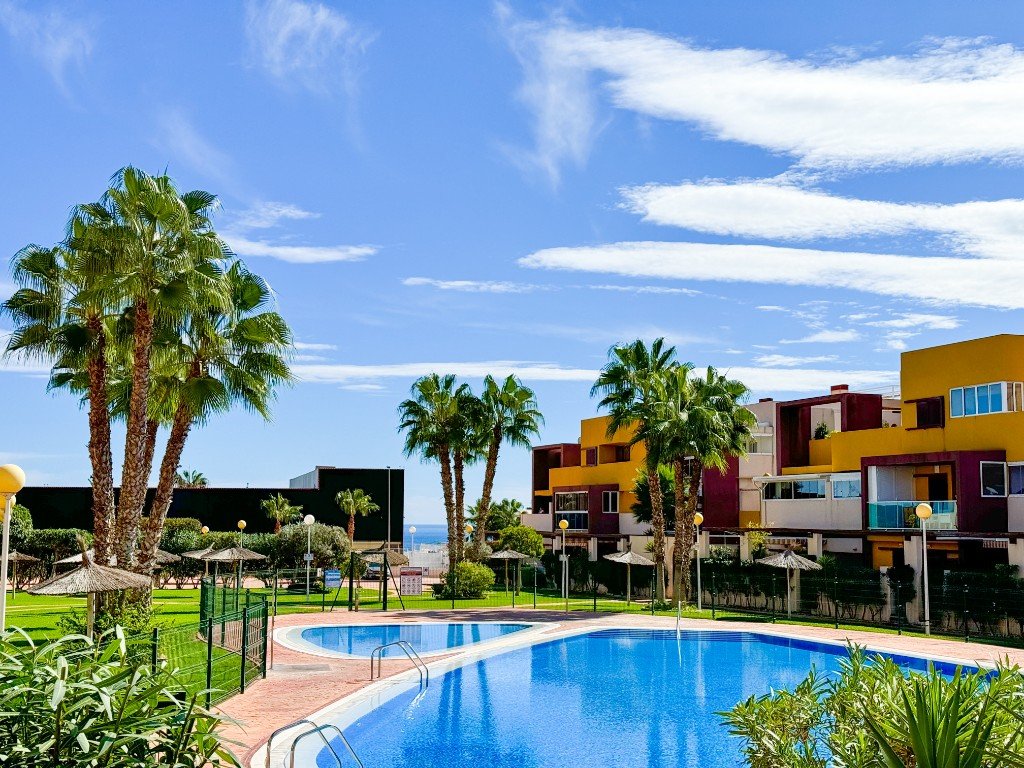 Uudistettu koti lähellä merta – Playa Flamenca