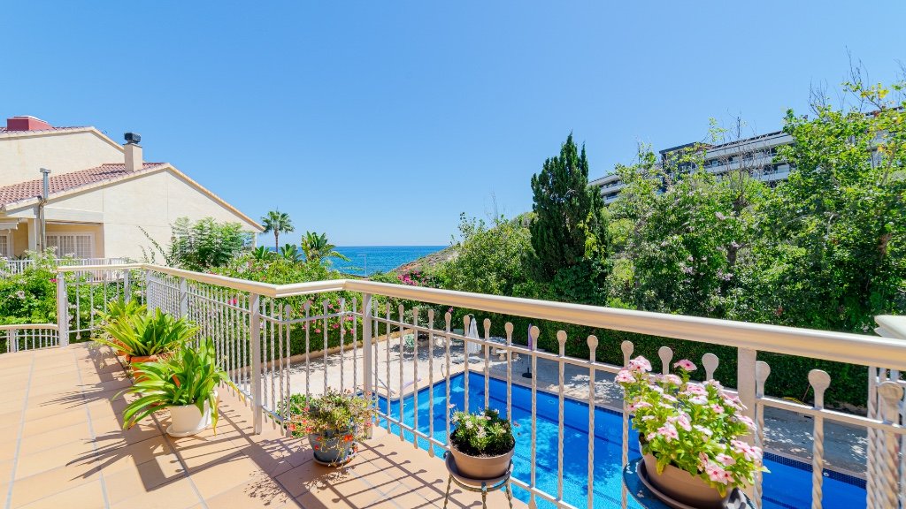 Villa med utsikt over Middelhavet – Campoamor