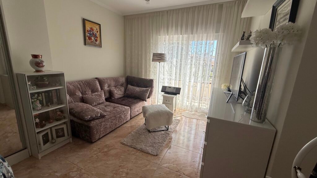 Tilava huvila omalla uima-altaalla – Los Balcones