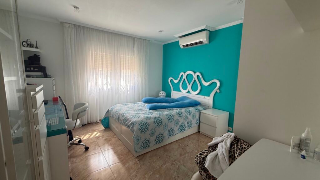 Tilava huvila omalla uima-altaalla – Los Balcones