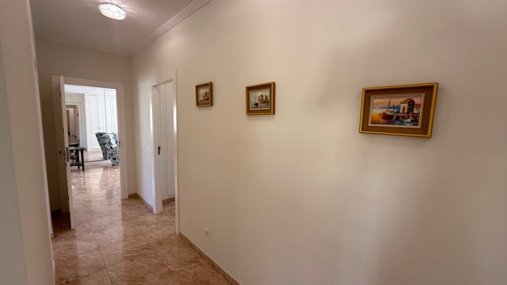 Tilava huvila omalla uima-altaalla – Los Balcones