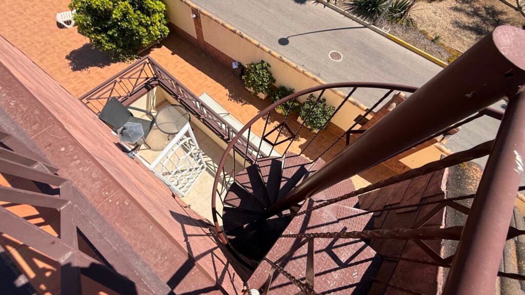 Tilava huvila omalla uima-altaalla – Los Balcones