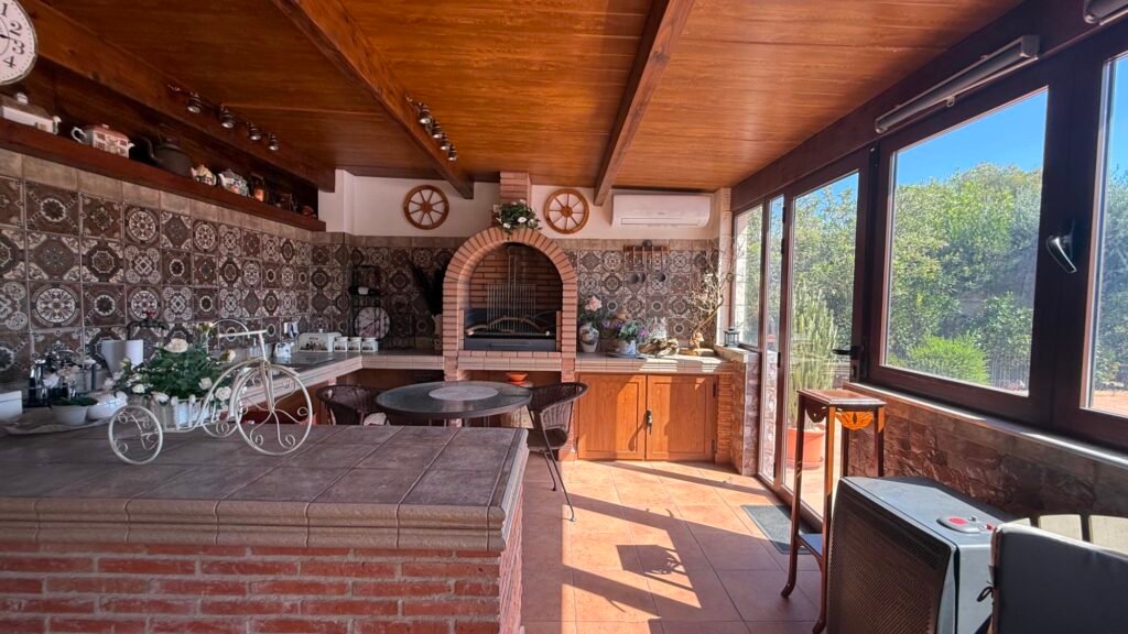 Tilava huvila omalla uima-altaalla – Los Balcones