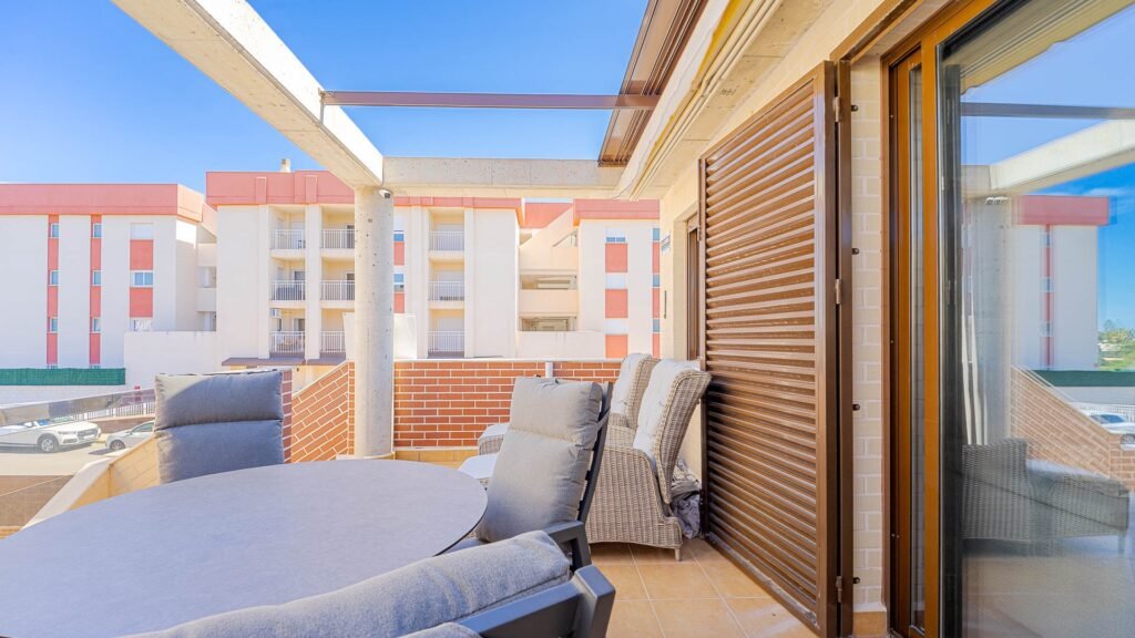 Būstas su privačia stogo terasa – Lomas de Cabo Roig