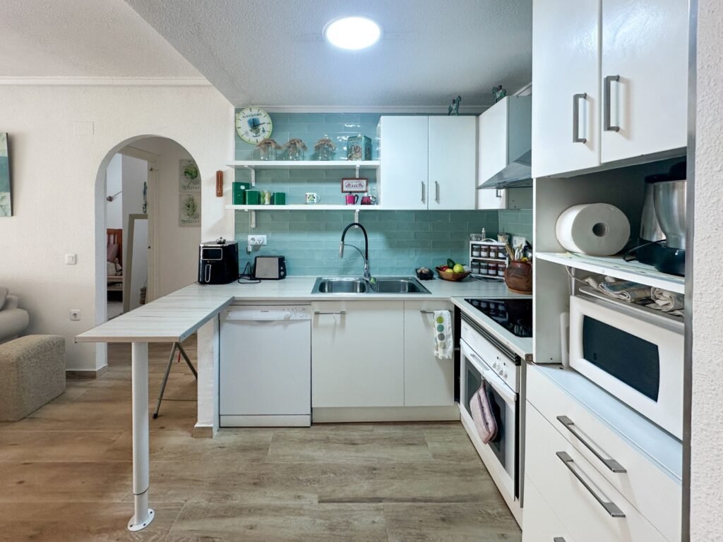 Oma patio lähellä rantaa – Playa del Cura
