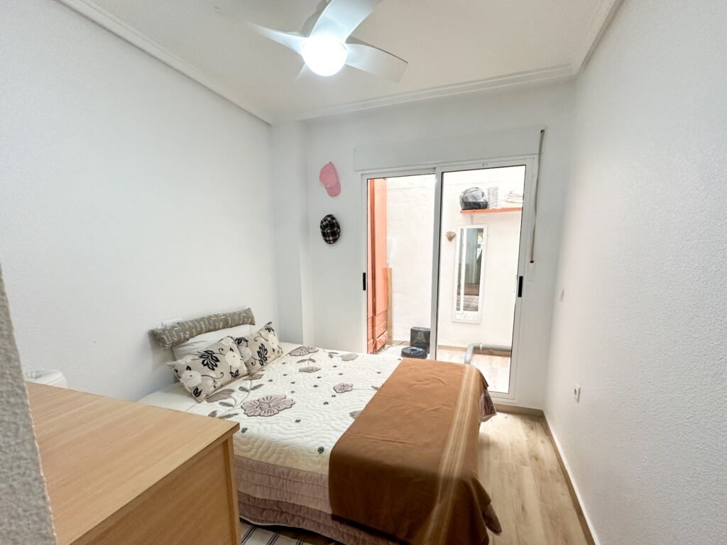 Oma patio lähellä rantaa – Playa del Cura