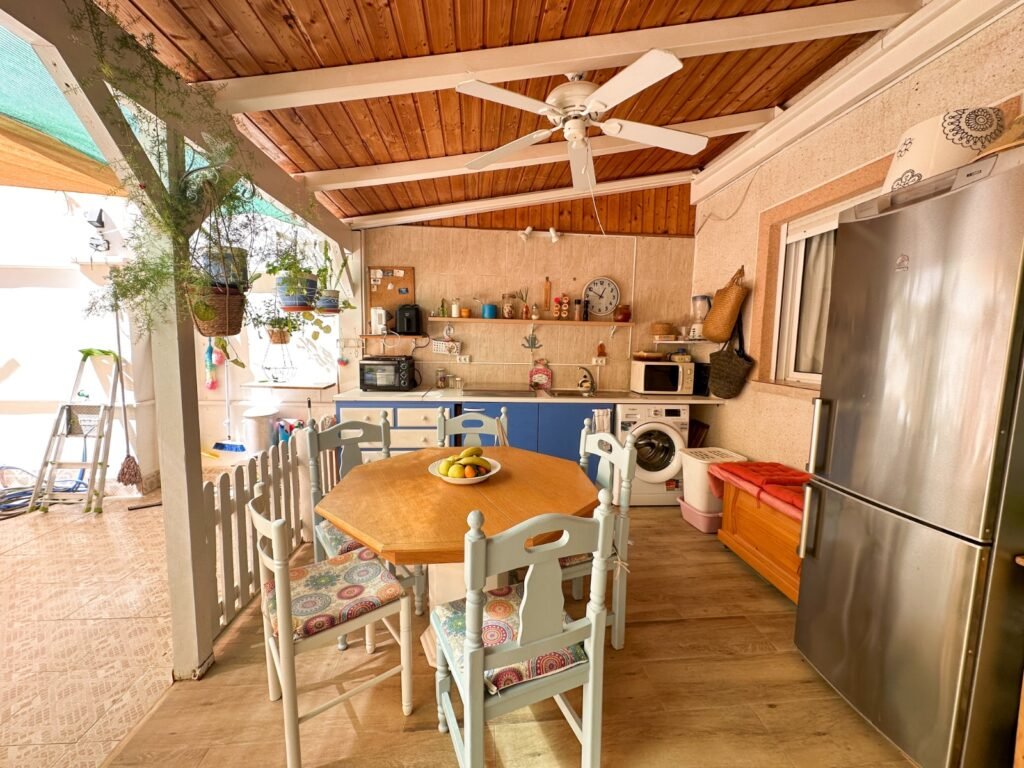 Oma patio lähellä rantaa – Playa del Cura