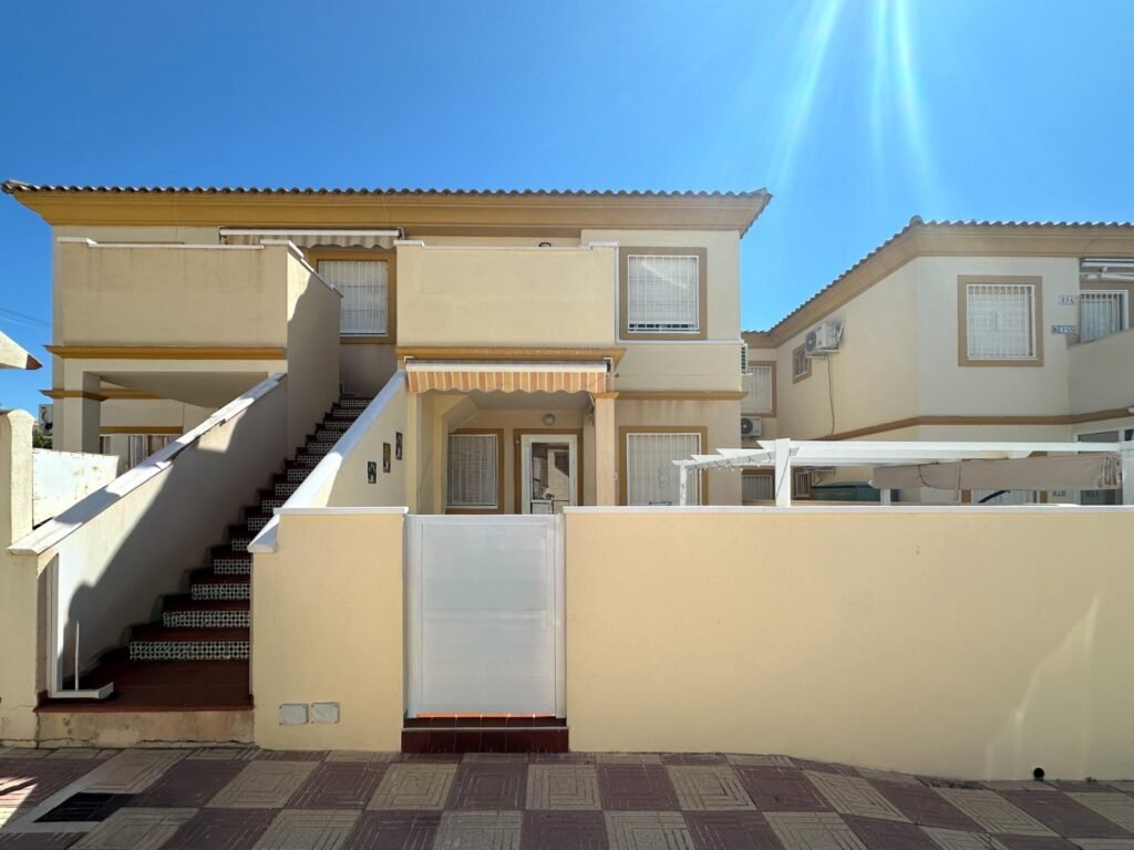 Mājīgs bungalo saulainām dienām – Playa Flamenca