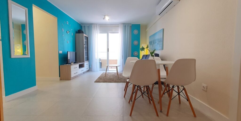 Odnowione mieszkanie przy morzu — Torrevieja