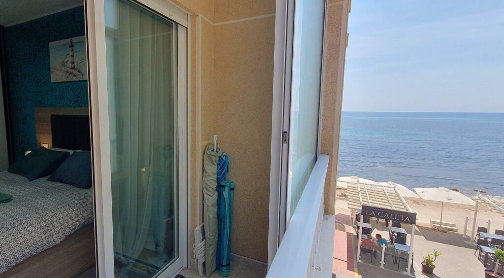 Odnowione mieszkanie przy morzu — Torrevieja