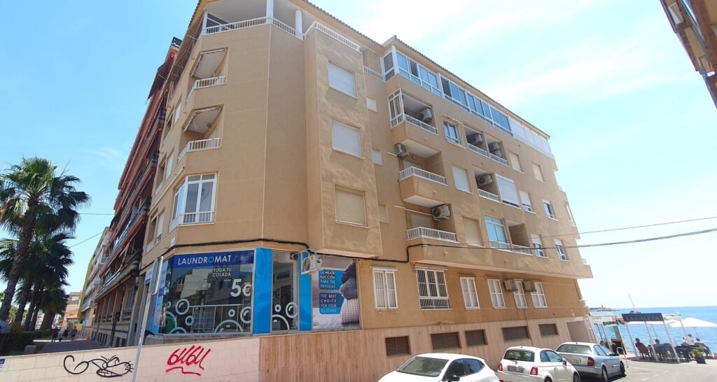 Odnowione mieszkanie przy morzu — Torrevieja