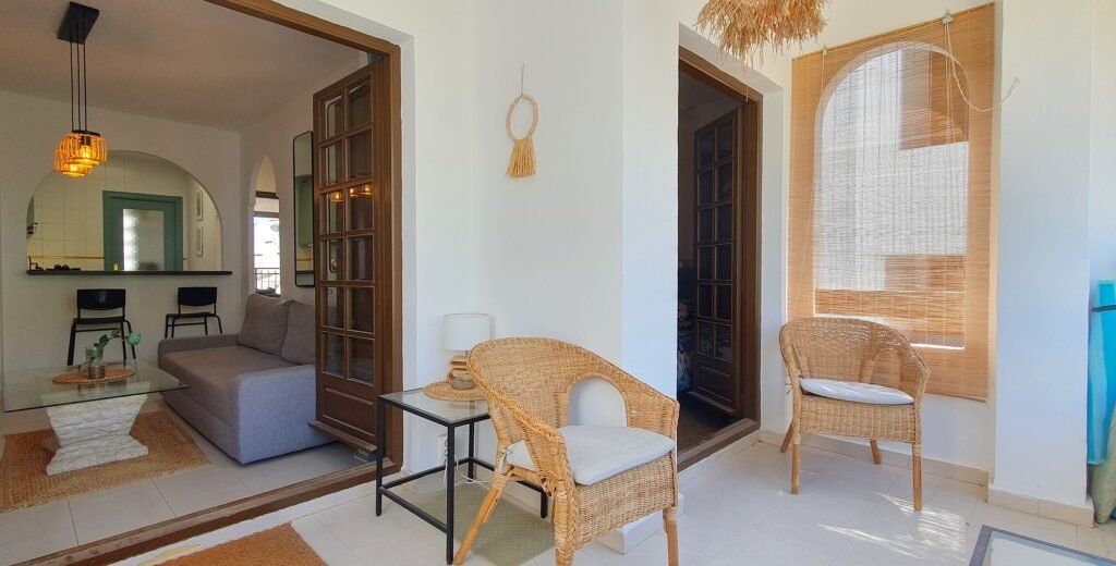 Apartamento con terraza en El Paraíso
