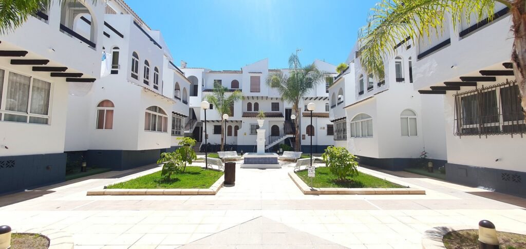Apartamento con terraza en El Paraíso