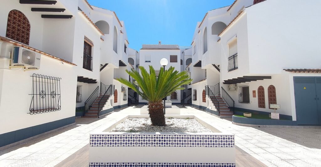 Apartamento con terraza en El Paraíso