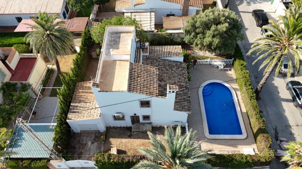 Erdvi vila su privačiu baseinu – Cabo Roig