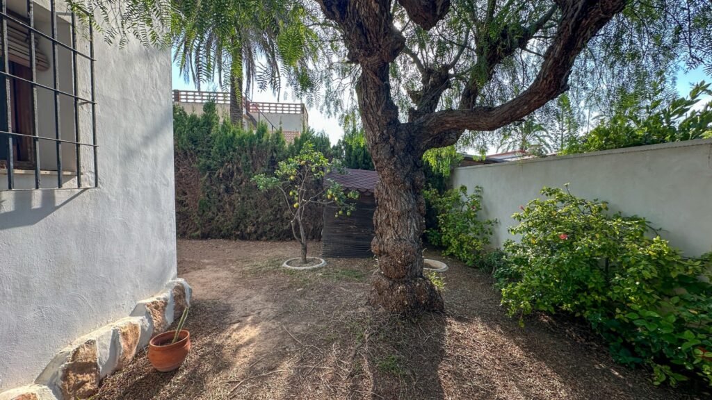 Erdvi vila su privačiu baseinu – Cabo Roig