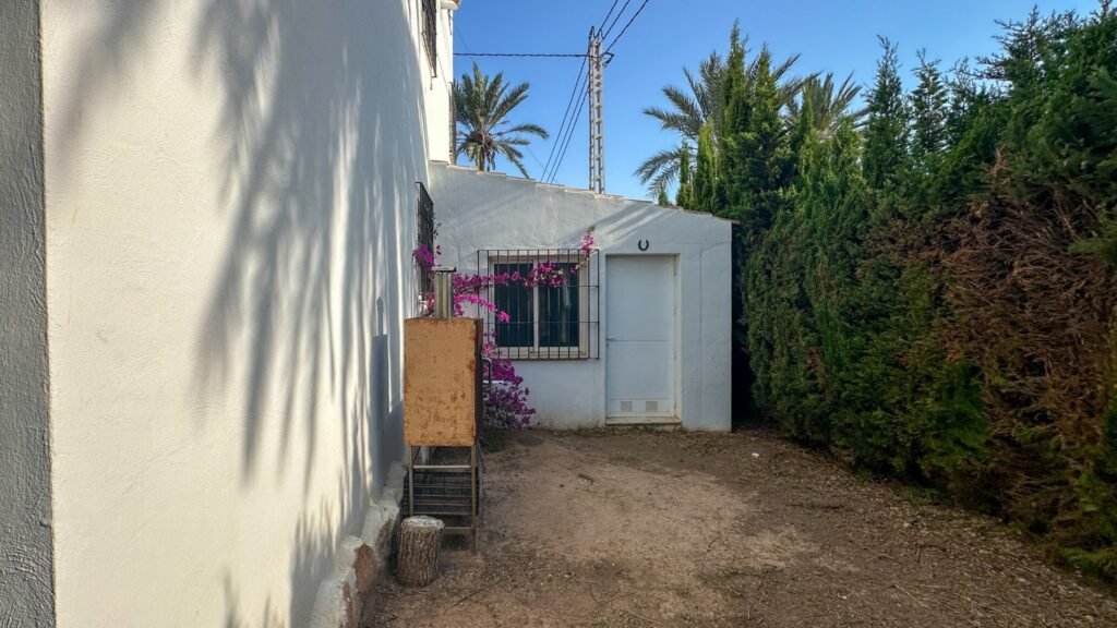 Erdvi vila su privačiu baseinu – Cabo Roig
