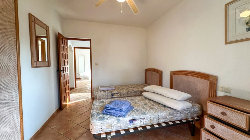 Erdvi vila su privačiu baseinu – Cabo Roig