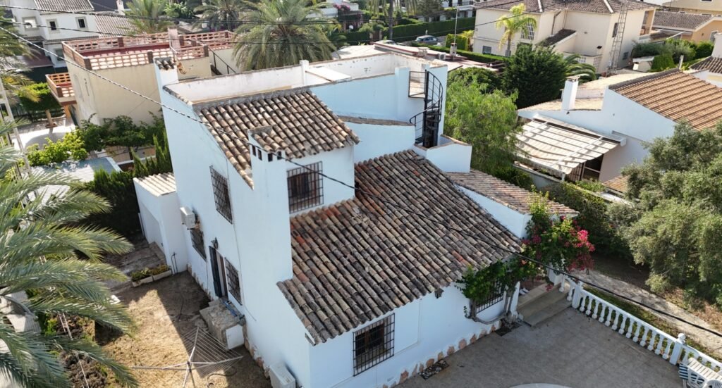 Erdvi vila su privačiu baseinu – Cabo Roig