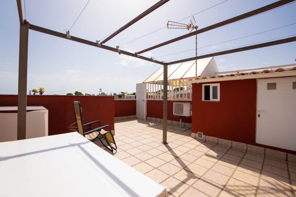 Mājoklis ar privātu jumta terasi – Los Balcones