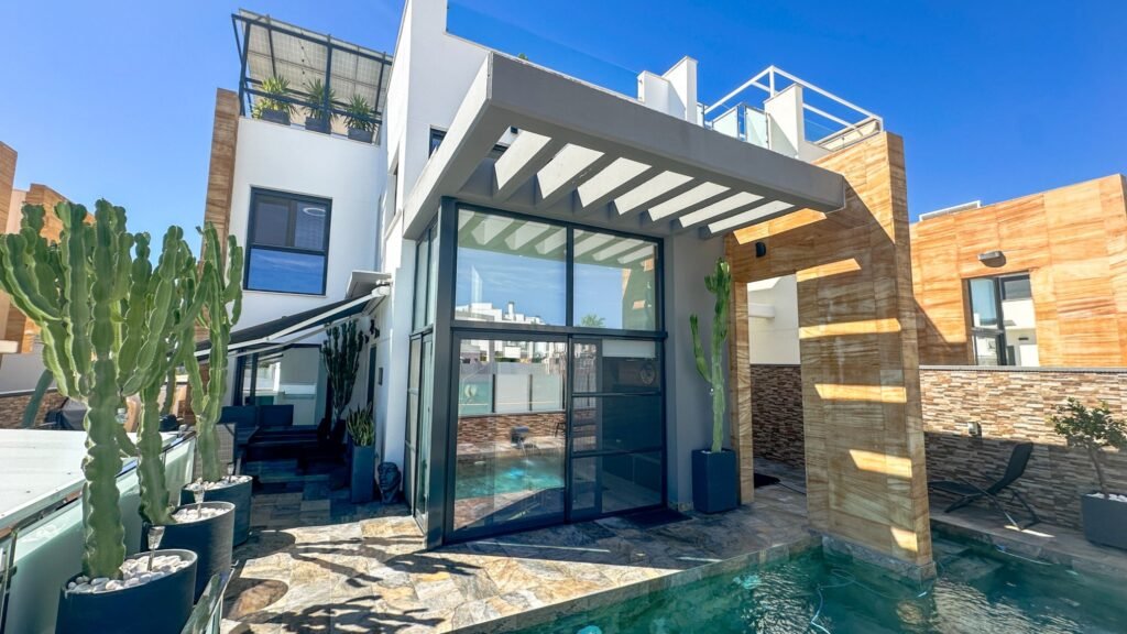 Villa avec vue sur la Méditerranée – Lomas de Cabo Roig