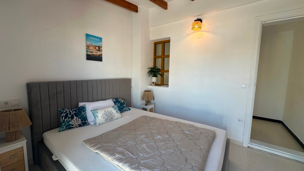 Een uitnodigende rijwoning – La Mata