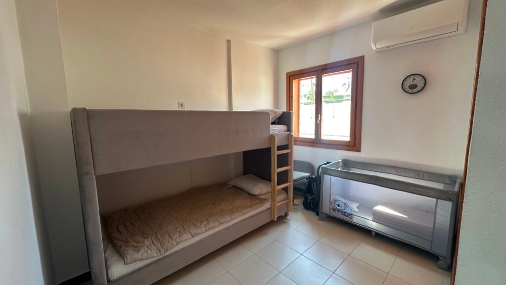 Een uitnodigende rijwoning – La Mata