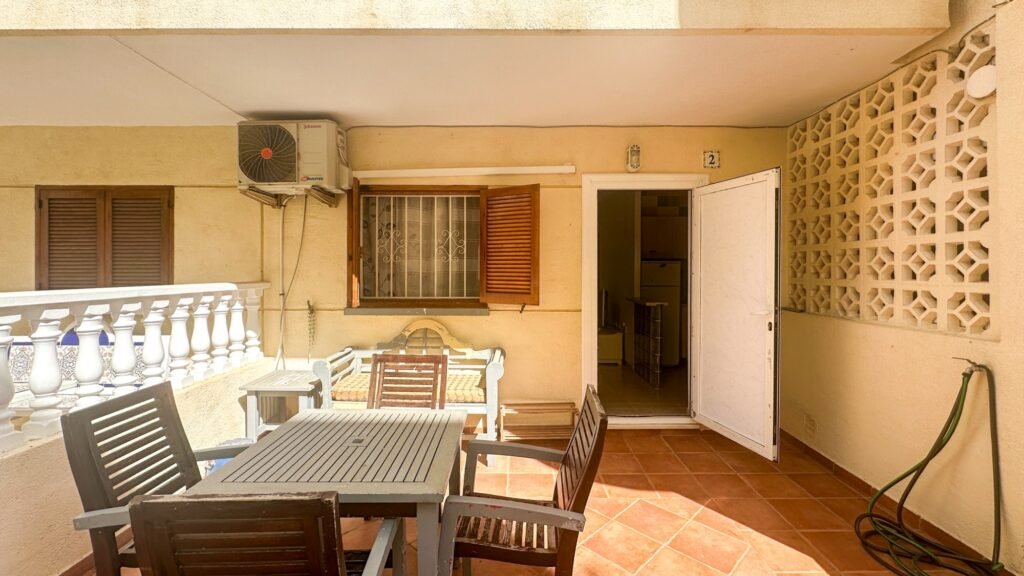 Mājoklis ar privātu dārzu – La Zenia