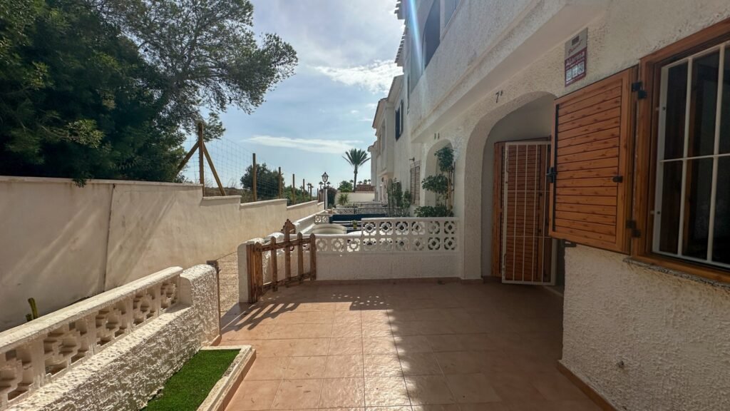 Viihtyisä rivitalokoti – Playa Flamenca