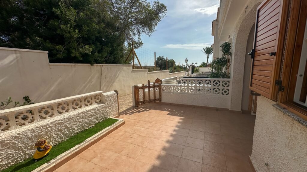 Viihtyisä rivitalokoti – Playa Flamenca
