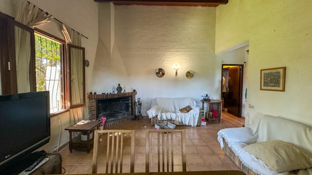 Mediterranean villa near the beach – Punta Prima