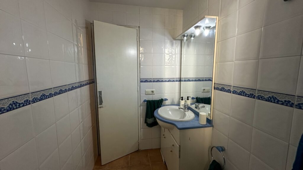 Mediterranean villa near the beach – Punta Prima