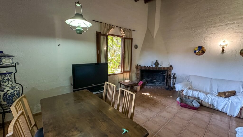 Mediterranean villa near the beach – Punta Prima