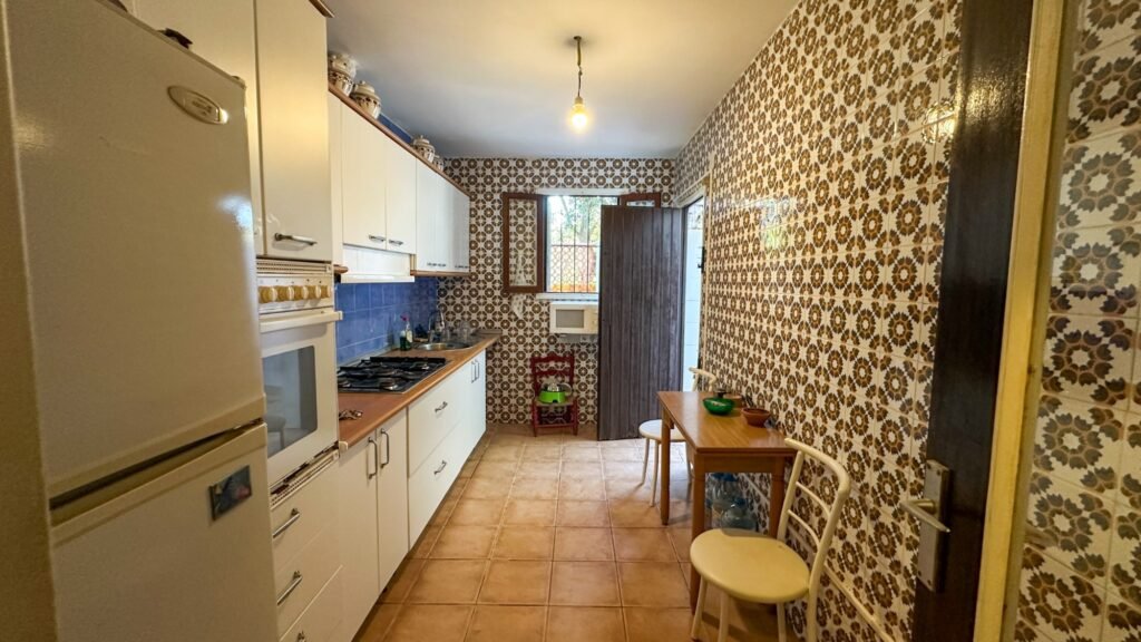 Mediterranean villa near the beach – Punta Prima