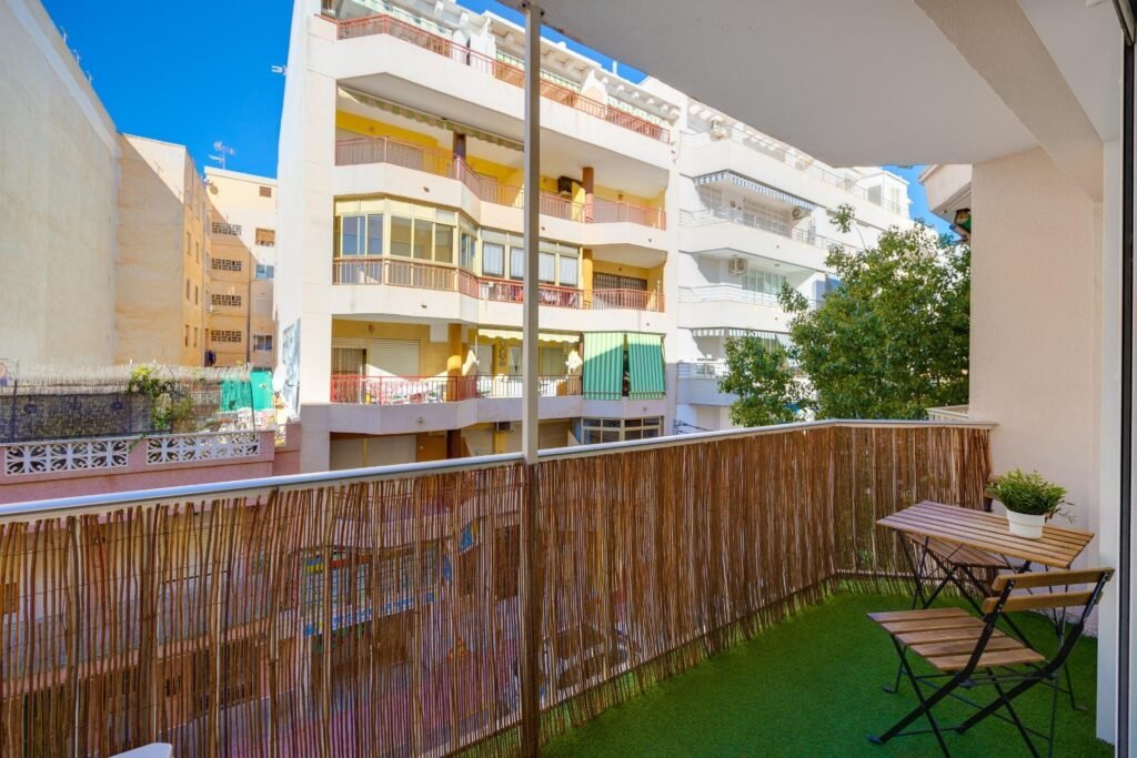 Plašs mājoklis pie Playa del Cura