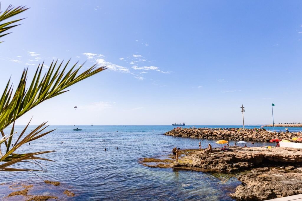 Plašs mājoklis pie Playa del Cura