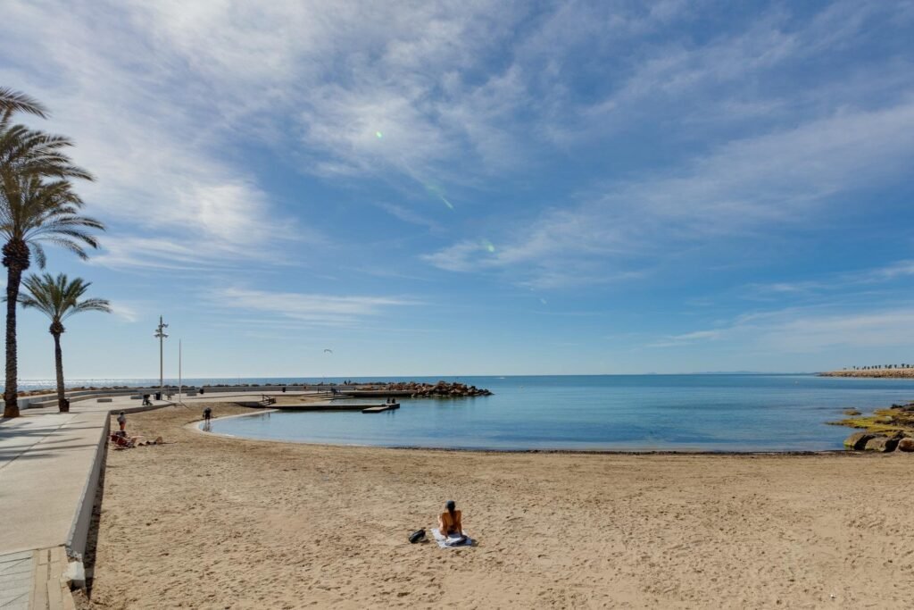 Plašs mājoklis pie Playa del Cura