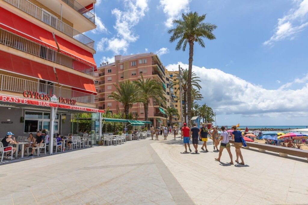 Plašs mājoklis pie Playa del Cura