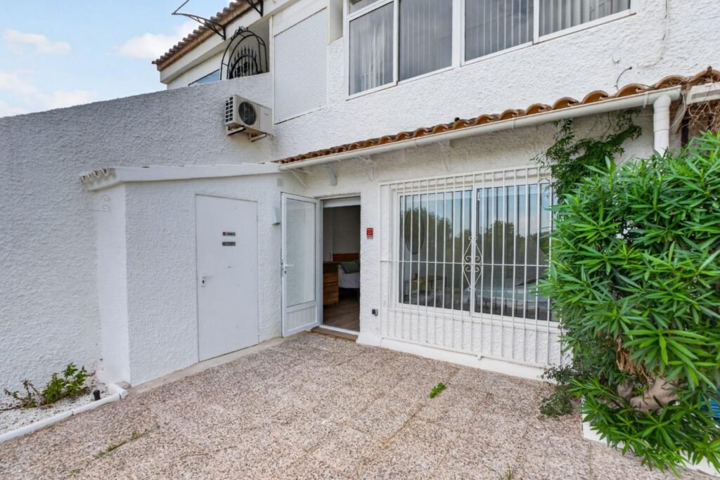 Remontoitu bungalow La Riojassa